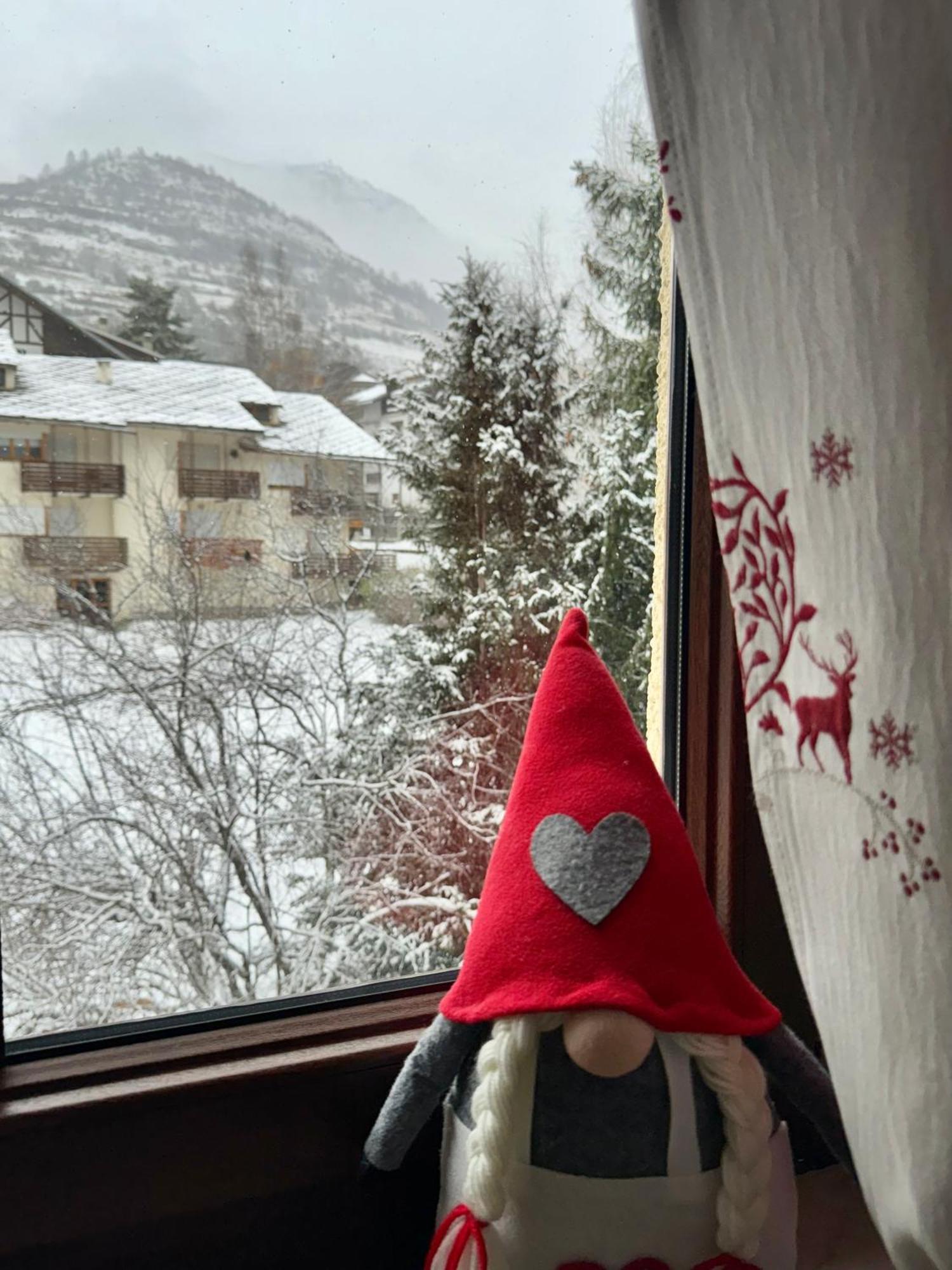 Gina'S Home - Appartamento Nel Cuore Di Bardonecchia Exterior photo